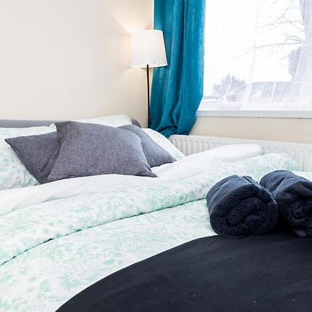 Shirley House 3, Guest House, Self Catering, Self Check In With Smart Locks, Use Of Fully Equipped Kitchen, Close To City Centre, Ideal For Longer Stays, Walking Distance To Bat, 20 Min Drive To Fawley Refinery, Excellent Transport Links Southampton Eksteriør billede