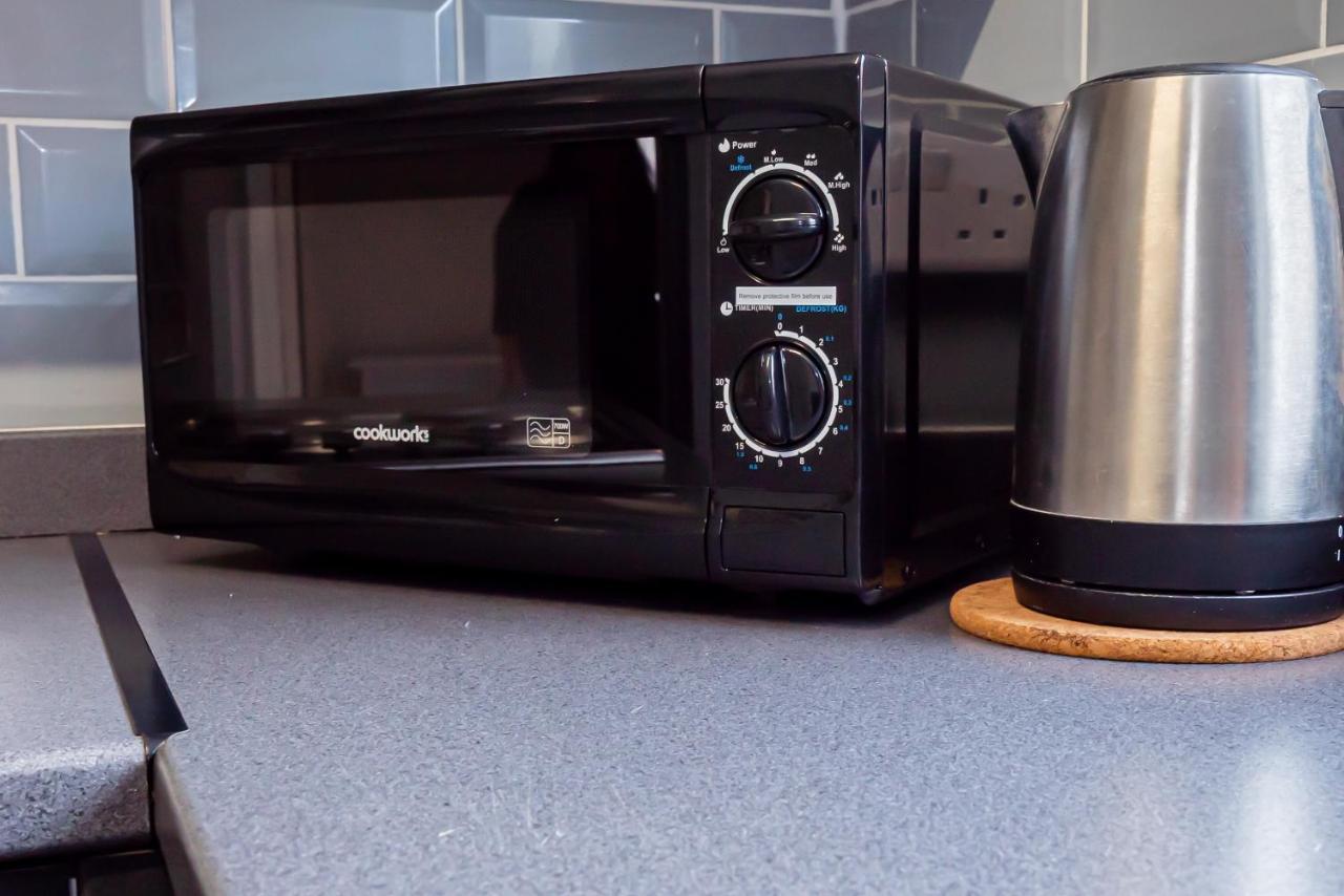 Shirley House 3, Guest House, Self Catering, Self Check In With Smart Locks, Use Of Fully Equipped Kitchen, Close To City Centre, Ideal For Longer Stays, Walking Distance To Bat, 20 Min Drive To Fawley Refinery, Excellent Transport Links Southampton Eksteriør billede